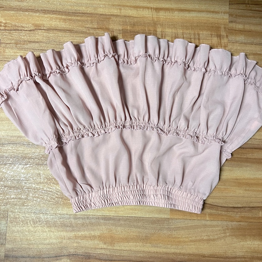 Pink ruffle skirt - Picture 2 of 3